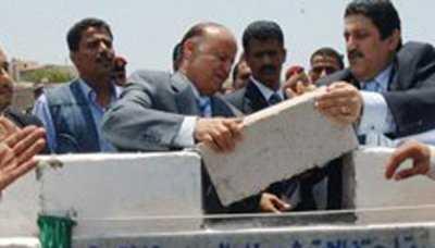 Almotamar Net - Vice President Abduh Raboh Mansor Hadi laid on Saturday a foundation stone for a project of the National Cancer Treatment Center (NCTC) in southern Sanaa capital. 