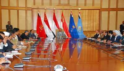 Almotamar Net - President Ali Abdullah Saleh along with Vice President Abduh Raboh Mansor Hadi received on Saturday members of supervision committees on implementing six ceasefire points in Saada, Harf Sufyan and al-Malahidh regions.